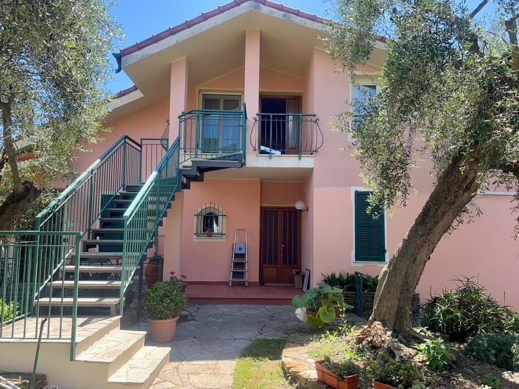 Agriturismo Ada Musso Ss Diano Borello Екстериор снимка